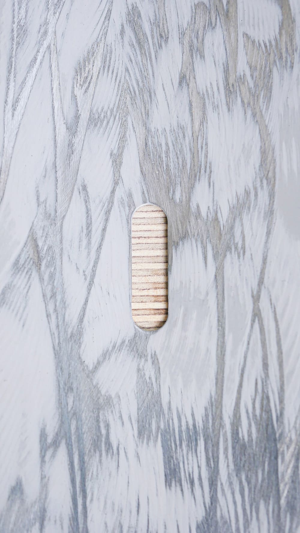 Détail traitement métal tranche bois design produit recherche matière collection Très tard